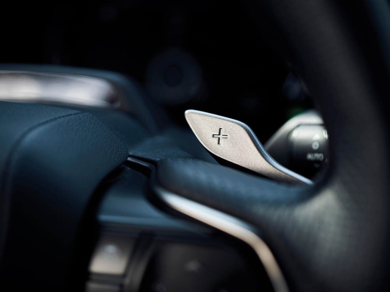 Lexus paddle shifter